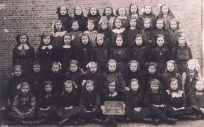Herenthout, meisjesschool, 5de en 6de leerjaar, 1918