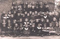 Herenthout, meisjesschool, 2de leerjaar, 1918