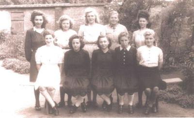 Herenthout, familiale beroepsschool, 1945-1946