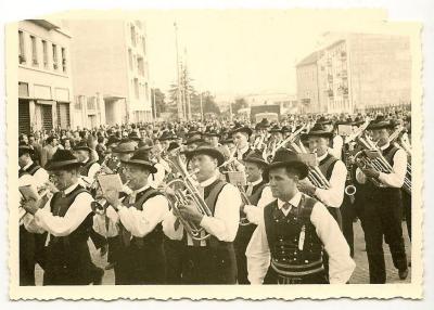 Heist-op-den-Berg, Fotoreportage "125 jaar Moed en Volharding"