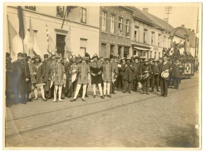 Heist-op-den-Berg, Fotoreportage "125 jaar Moed en Volharding"