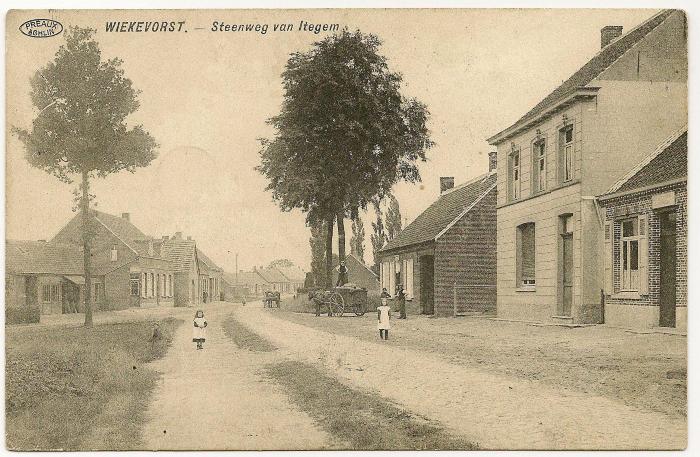 Heist-op-den-Berg, steenweg naar Itegem te Wiekevorst