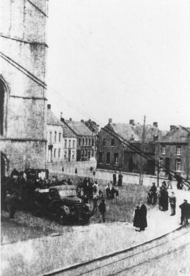 Herenthout, nieuwe klok Sint-Pieter en Pauluskerk, 1943