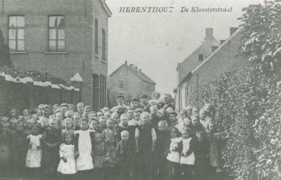 Herenthout, Kloosterstraat, ca 1900