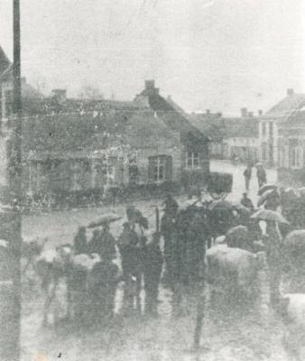 Herenthout, maandelijkse markt, voor 1904