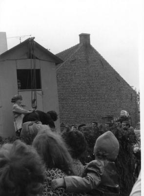Olen, Achter-Olen, Stoet Het Hele Dorp in 1972