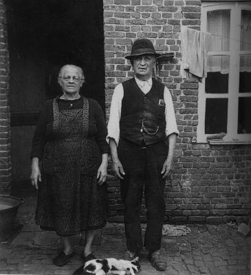 Frans Alfons Meylemans & Maria (Mieke) Baetens, Stationsstraat, 1952