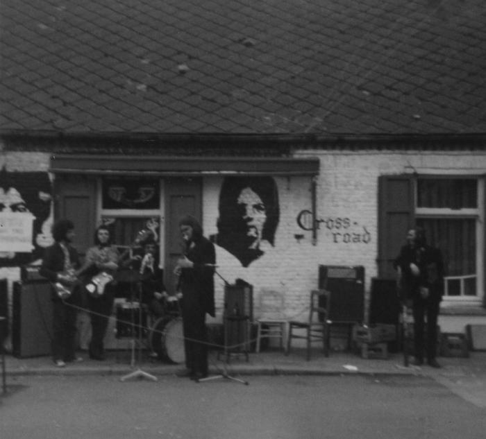 Onze-Lieve-Vrouw-Olen, Herberg Crossroad