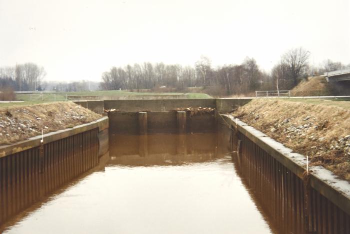Lier, duiker onder het Netekanaal
