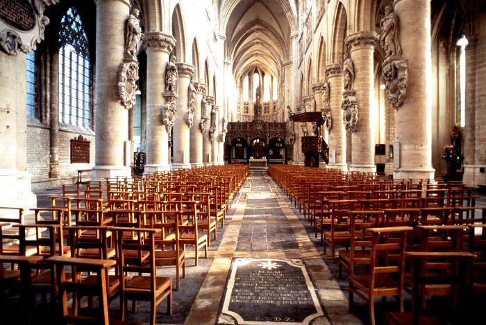 Lier, Sint-Gummaruskerk, interieur