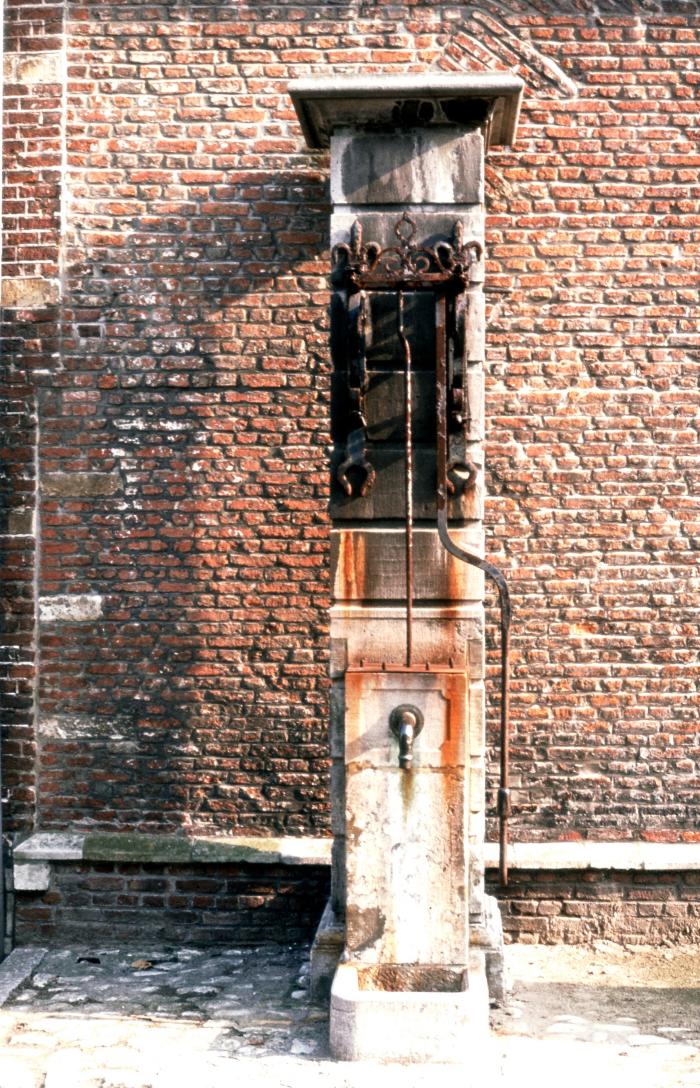 Lier, stadspomp, Begijnhofstraat