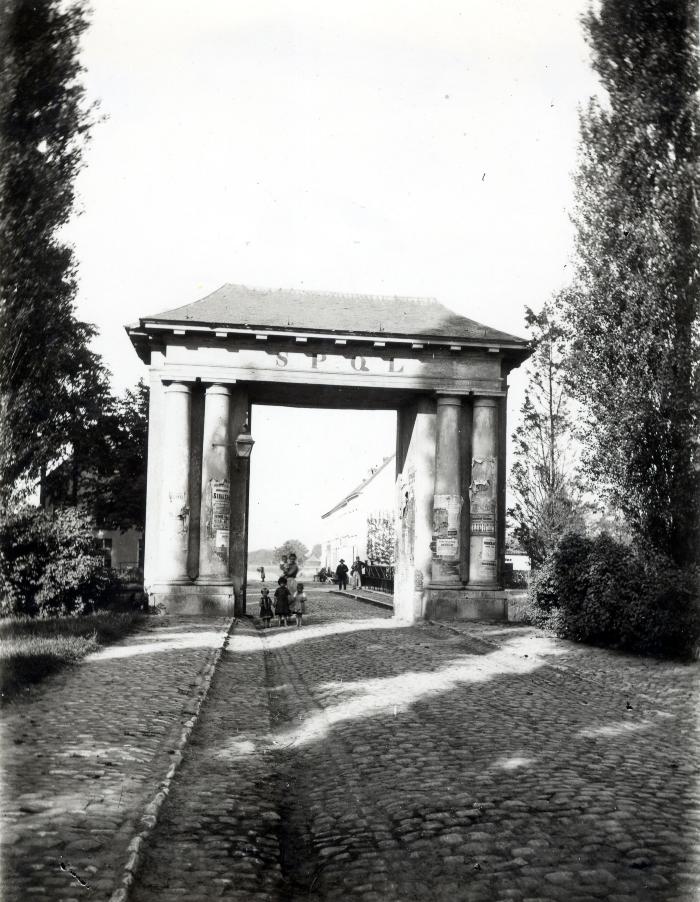 Lier, Mechelse buitenpoort