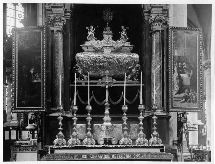 Lier, Sint-Gummaruskerk interieur