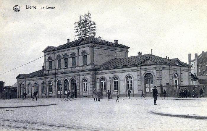 Lier, Station