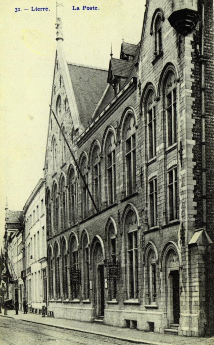 Lier, postgebouw