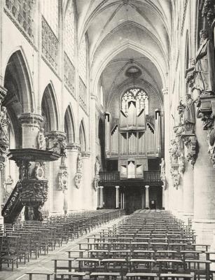 Liere, Sint-Gummaruskerk interieur