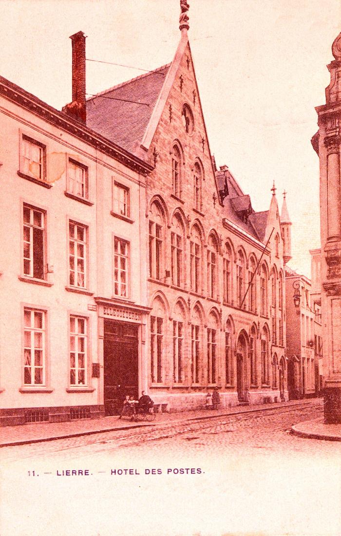 Lier, postgebouw