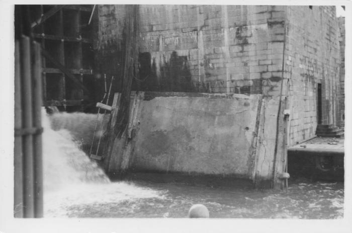Vernielde sluizen, Olen, 18 oktober 1944 (4)
