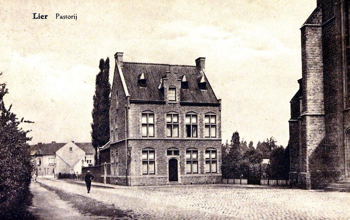 Lier, Pastorij Heilige Familie