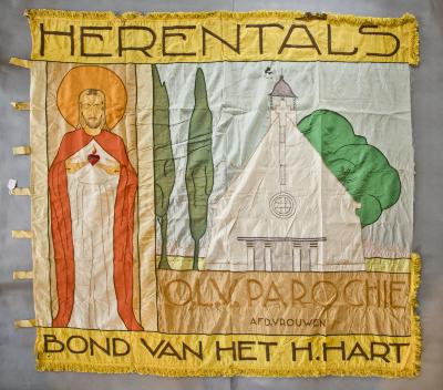 O.L.V. Parochie Herentals Bond van het H. Hart Afd. Vrouwen, vlag