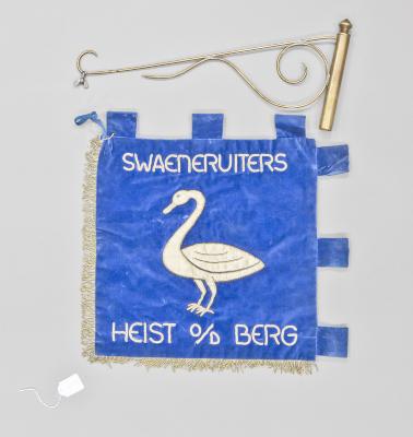 Heist-op-den-Berg, vlag De Swaeneruiters