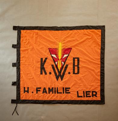 Lier, vlag KWB Heilige Familie