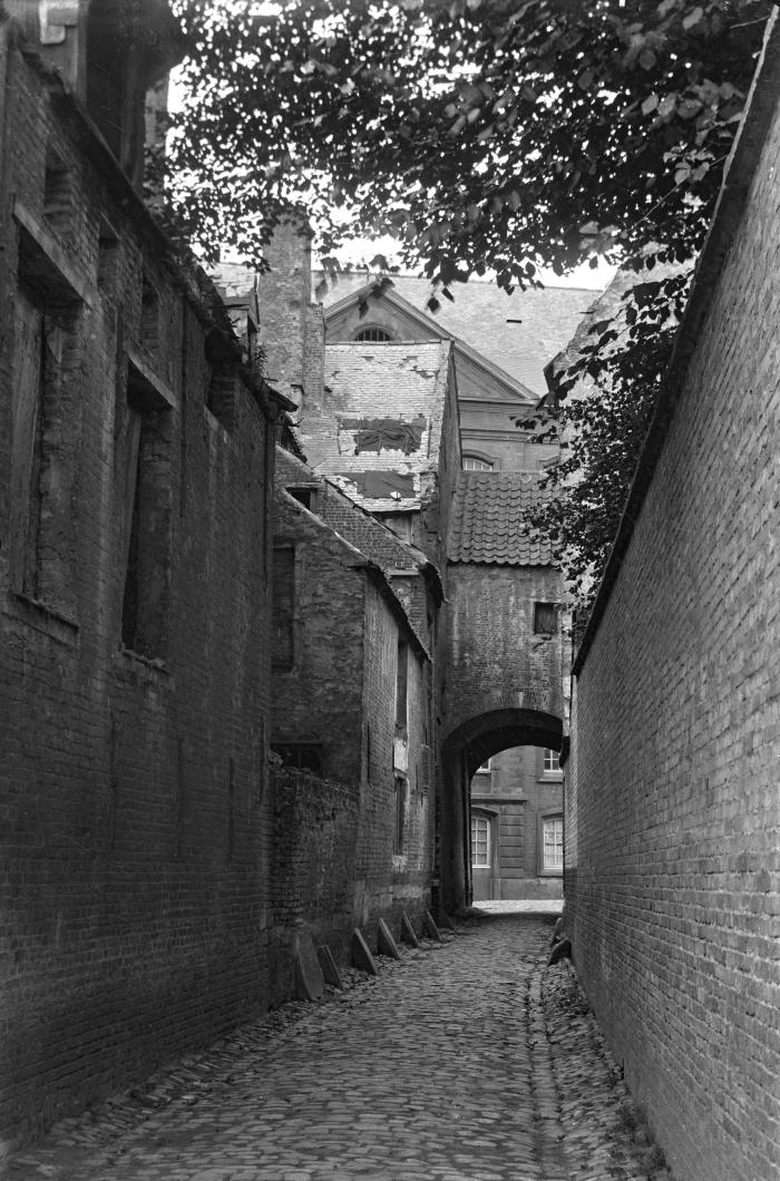 De Brouwerijstraat in de jaren 1930.