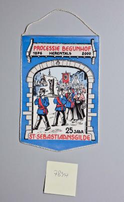 Herentals, Wimpel naar aanleiding van het 25-jarige bestaan van de Sint-Sebastiaansgilde en de Begijnhofprocessie (1976-2000)