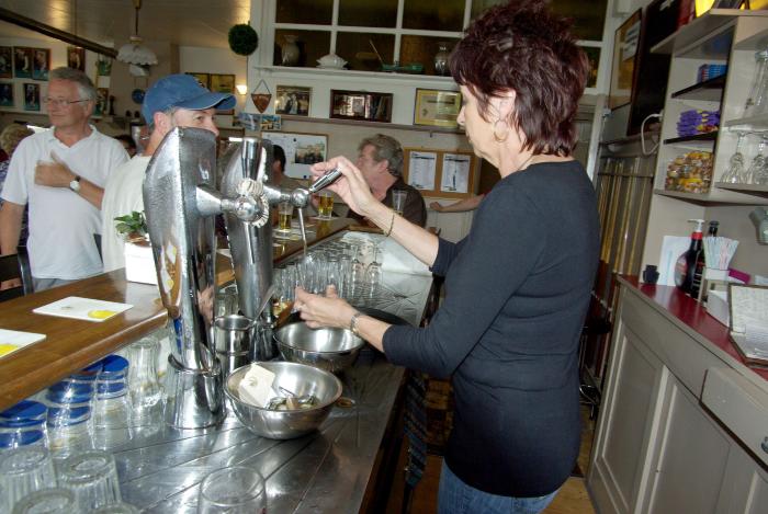 Lier, café De Vleeshal 
